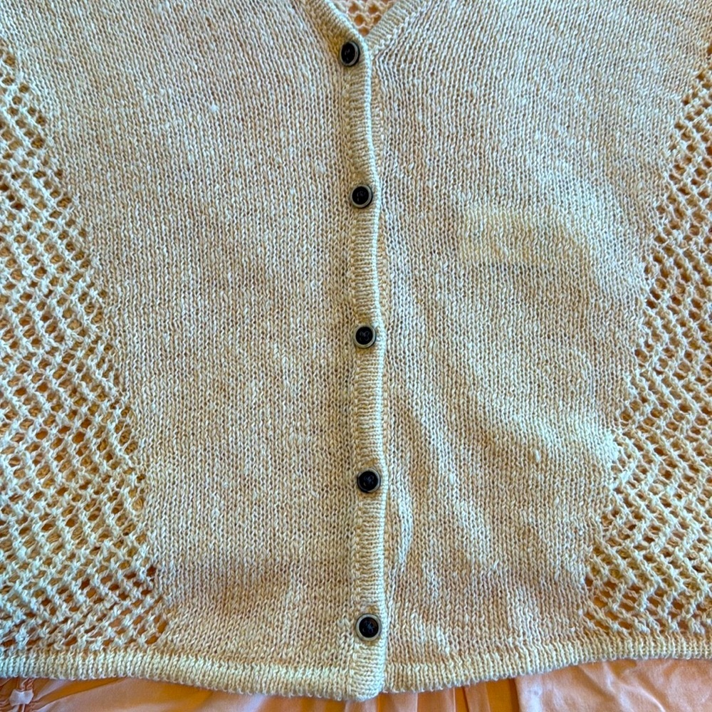 Lucky Brand Women's Cream Sweater - Picture 10 of 13